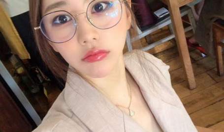 bomi小姐姐,时尚、才艺与生活的完美融合